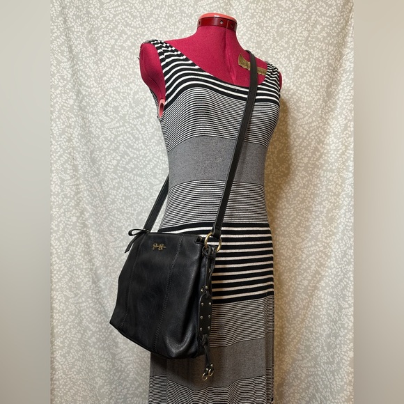 Jessica Simpson Noel Gold Grommets Cross-Body Bag - Picture 7 of 7